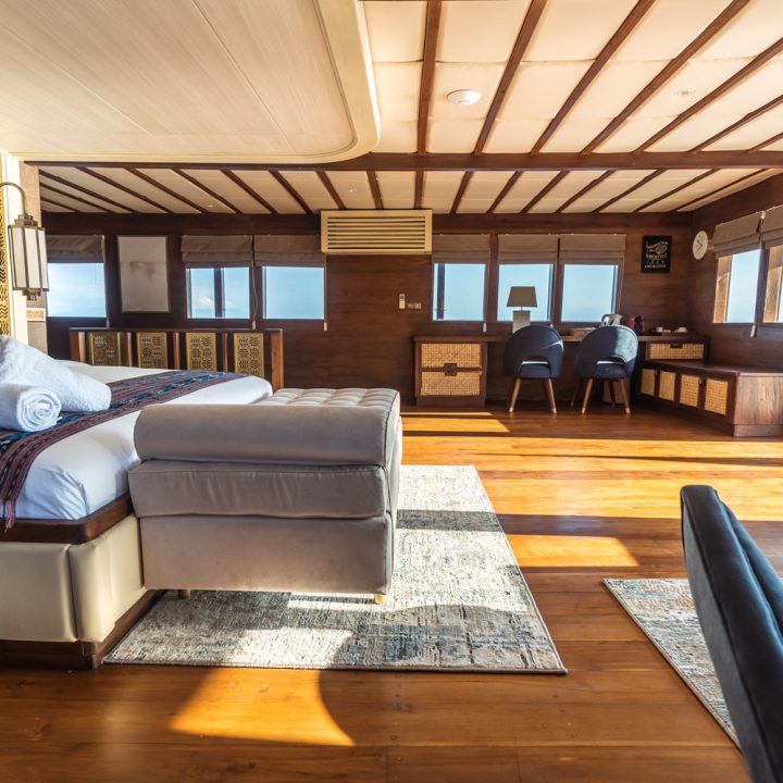 Admiral Suite 02
