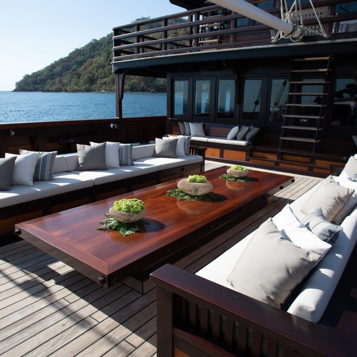 DB-Exterior-FrontDeck-5