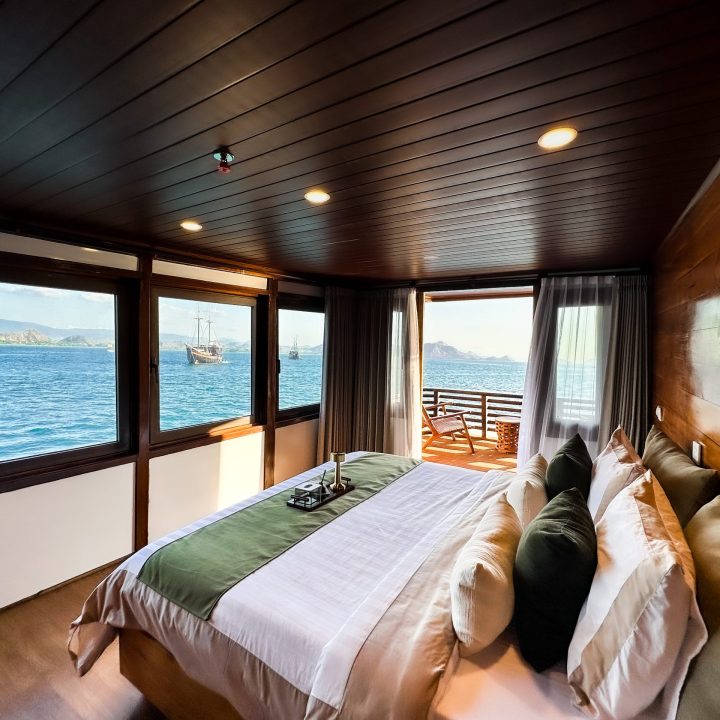 Master Room - Neptune Cruise