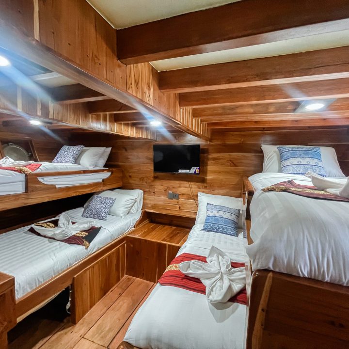 Sharing Cabin